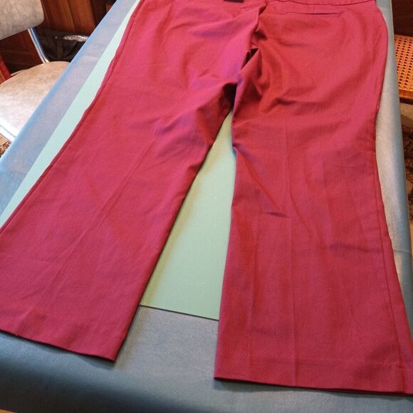 NWT Croft & Barrow 24W Stretch/Woven Plum color Bootcut Mid Rise Pants - Picture 7 of 7